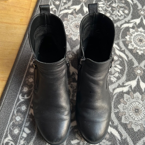 Olteya leather Booties - Picture 3 of 5